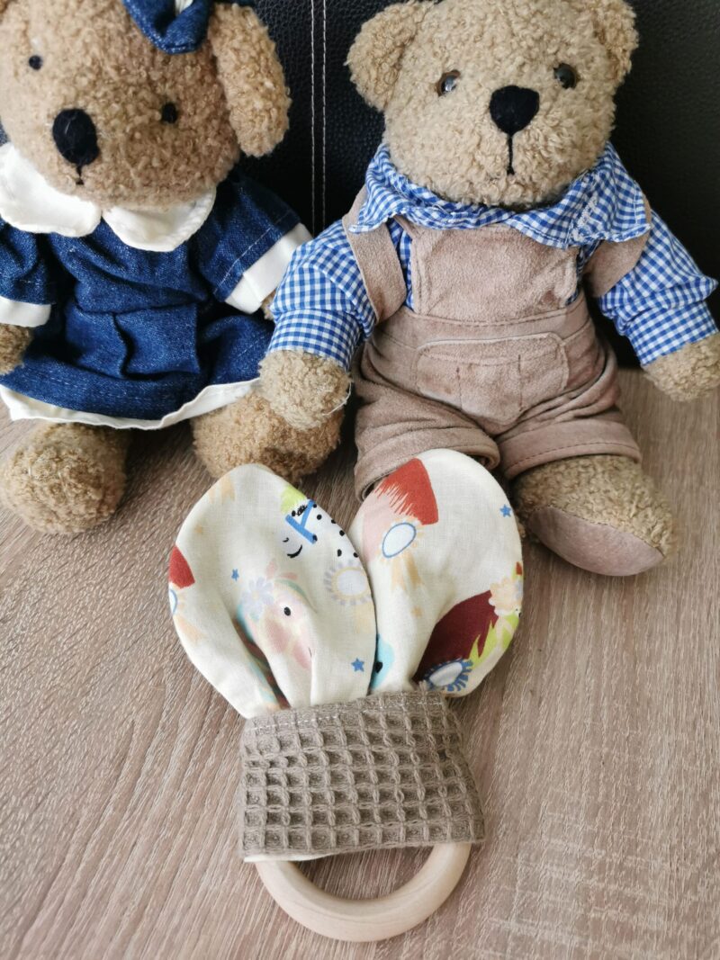 Nyuszifüles fa rágóka