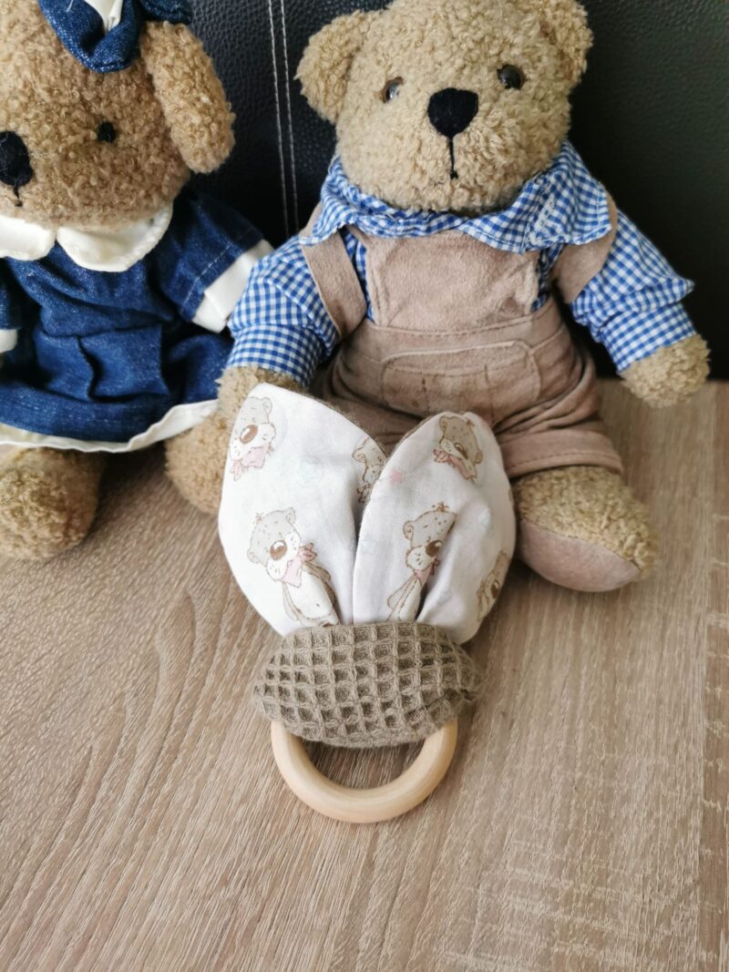 Nyuszifüles fa rágóka