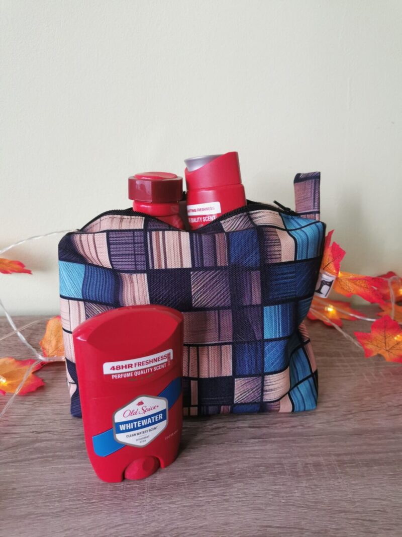 Férfi ajándékcsomag- Neszeszer